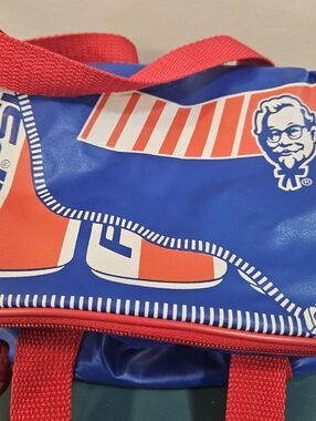 Pepsi KFC 90s Vintage 6 Can Soft Cooler